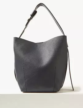 Сумка из искусственной кожи с металлической элементом