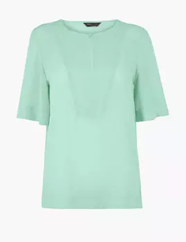 Топ навыпуск с вставкой на груди