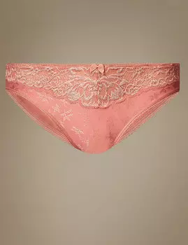 Закрытые брифы с кружевной вставкой
