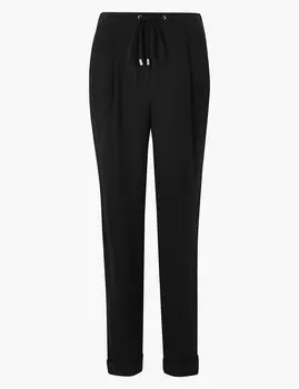 Зауженные брюки с боковыми полосками