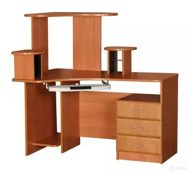 Компьютерный стол №1