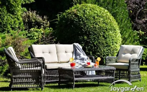 Комплект из искусственного ротанга CANNES