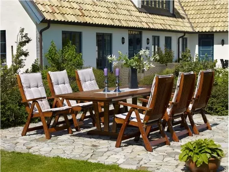 Комплект из сосны Felicia Hovdala