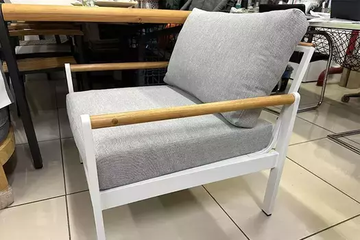 Кресло из алюминия MAYA белый – витрина