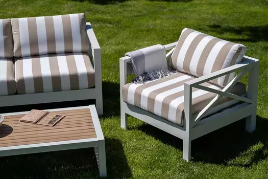 Кресло из алюминия Mia