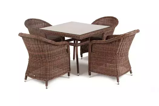 Обеденная группа Фредо Brown