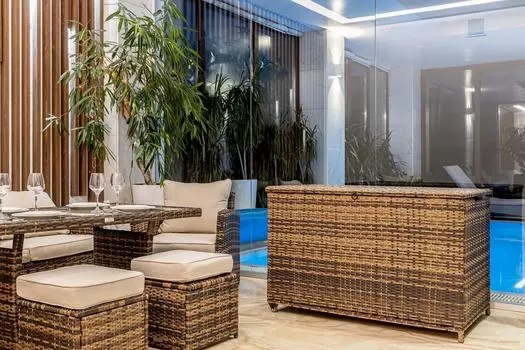 Сундук для хранения KARL 120 c колесиками коричневый