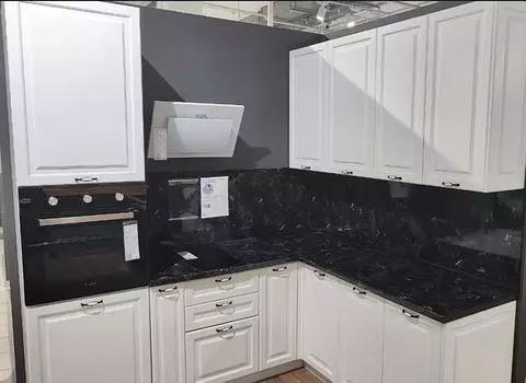 Кухня угловая Ницца Blanco/Белый 2350*2200/1800*600 Выставочный образец Новокосино