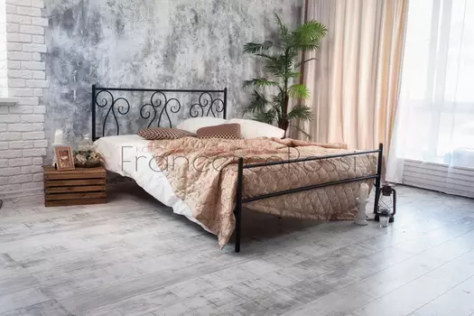 Кованая кровать Лацио с 1 спинкой (Francesco Rossi)