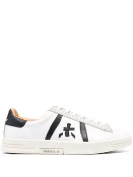 Low-top lace-up sneakers