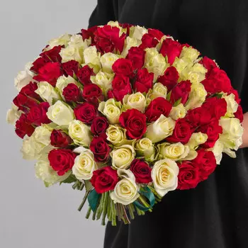 101 Белая и Красная Роза (30-40 см.)