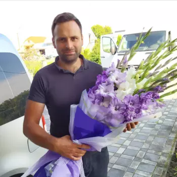 11 Белых и Фиолетовых Гладиолусов