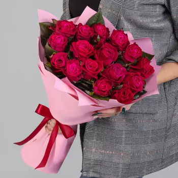15 Малиновых Роз (60 см.)
