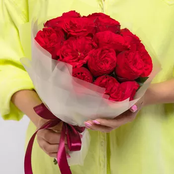 15 Пионовидных Красных Роз (40 см.)