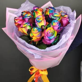 15 Радужных Роз (60 см.)