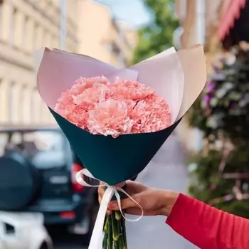 15 Персиковых Гвоздик