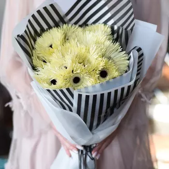 15 Желтых Пушистых Гербер