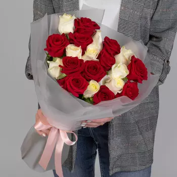 21 Красно-Белая Роза (50 см.)