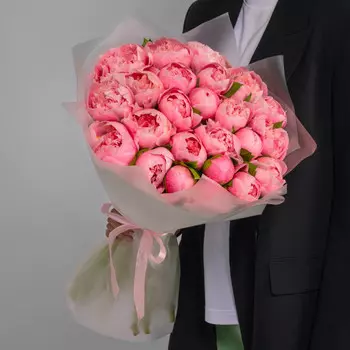 25 Розовых Пионов