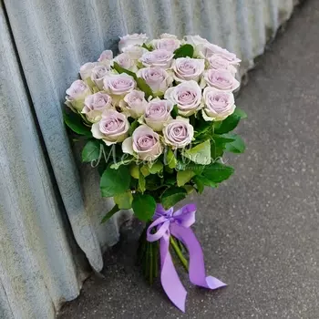 25 Сиреневых Роз (50 см.)