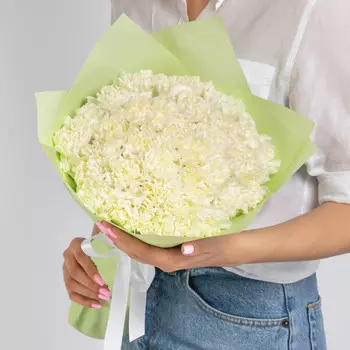 35 Белых Гвоздик