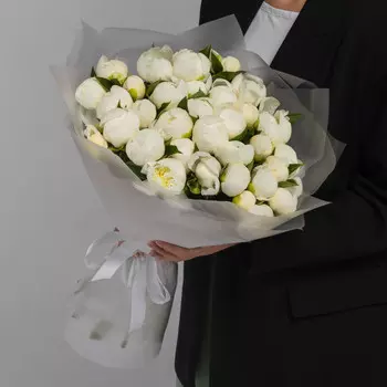 35 Белых Пионов