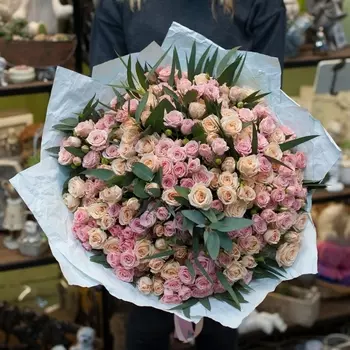 35 Кустовая Бело-Розовая Роза (50 см.)