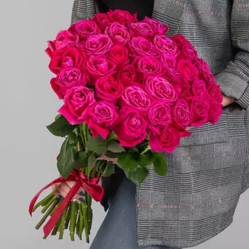 35 Малиновых Роз (50 см.)