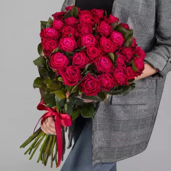 35 Малиновых Роз (60 см.)