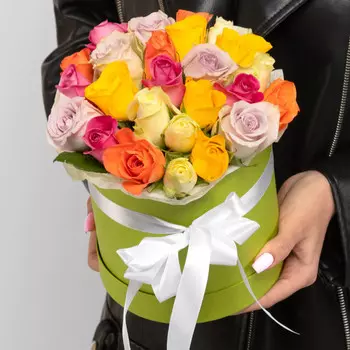 35 Роз Микс (30-40 см.) в коробке