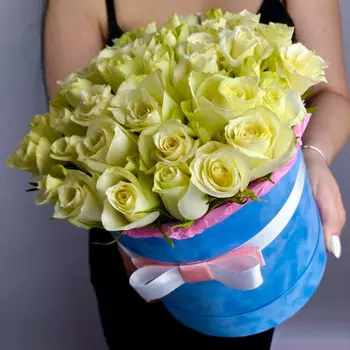 45 Белых Роз (30-40 см.) в коробке