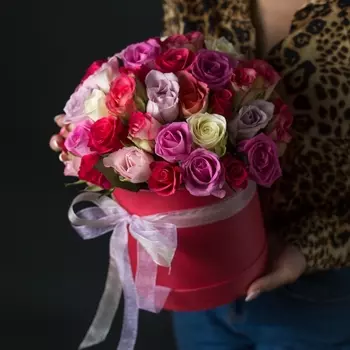 51 Роза Микс (30-40 см.) в коробке