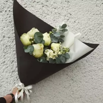 5 Желтых Пионов