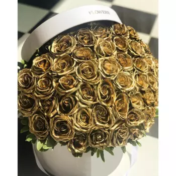 65 Золотых Роз в шляпной коробке