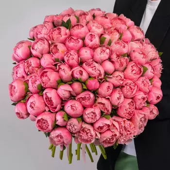 75 Розовых Пионов