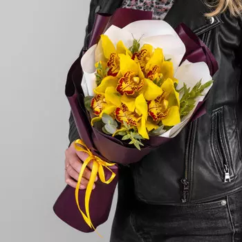 7 Желтых Орхидей