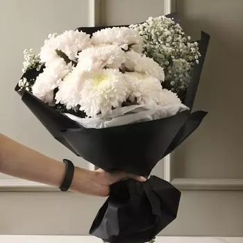 9 Одноголовых Хризантем и Гипсофила