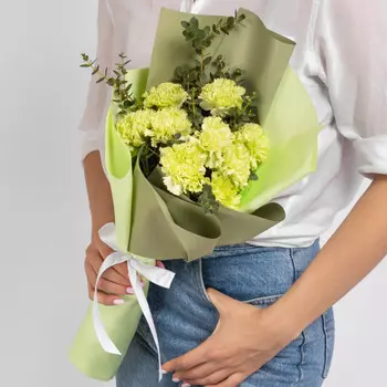 9 Зеленых Гвоздик