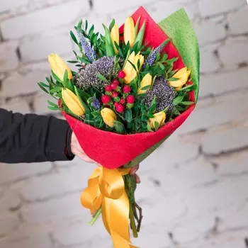 9 Желтых Тюльпанов