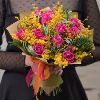Букет Цветов "8 Марта"
