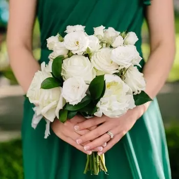 Букет Невесты "Белая Роза"