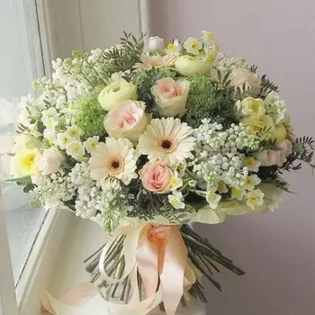 Букет "Юная Леди"