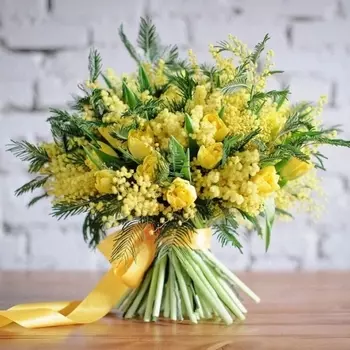 Букет "На 8 Марта"