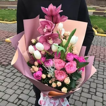 Букет "Пьедестал"