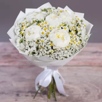 Букет "Пионы и Ромашки"