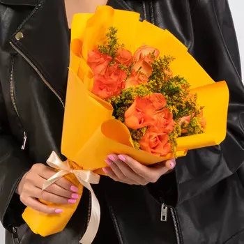 Букет "Роза и Солидаго"