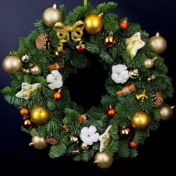 Новогодний Венок "Предвкушение Праздника"
