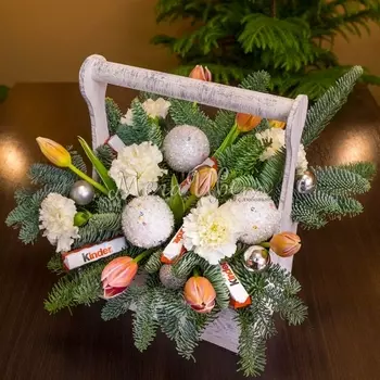 Новогодняя композиция "Снежинка"