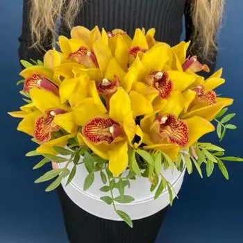 Шляпная Коробка "Желтая Орхидея"