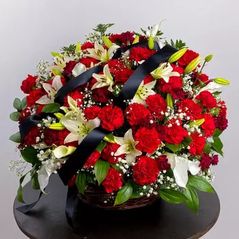 Траурная Композиция "Скорбим"